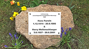 Gedenkstein zu Ehren Harry Wollenschlaeger und Purwin Gedenkstein zu Ehren Harry Wollenschlaeger und Purwin